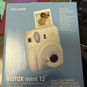 Fujifilm Instax Mini 12 Instant Camera